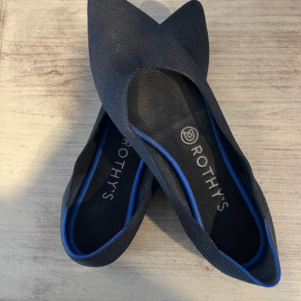 Rothy’s Womens Pointed Toe Dress Shoe